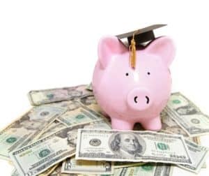 How to save money effectively as a student